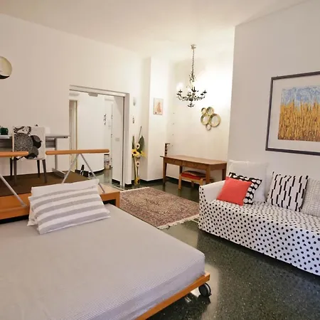 D2 Apartment